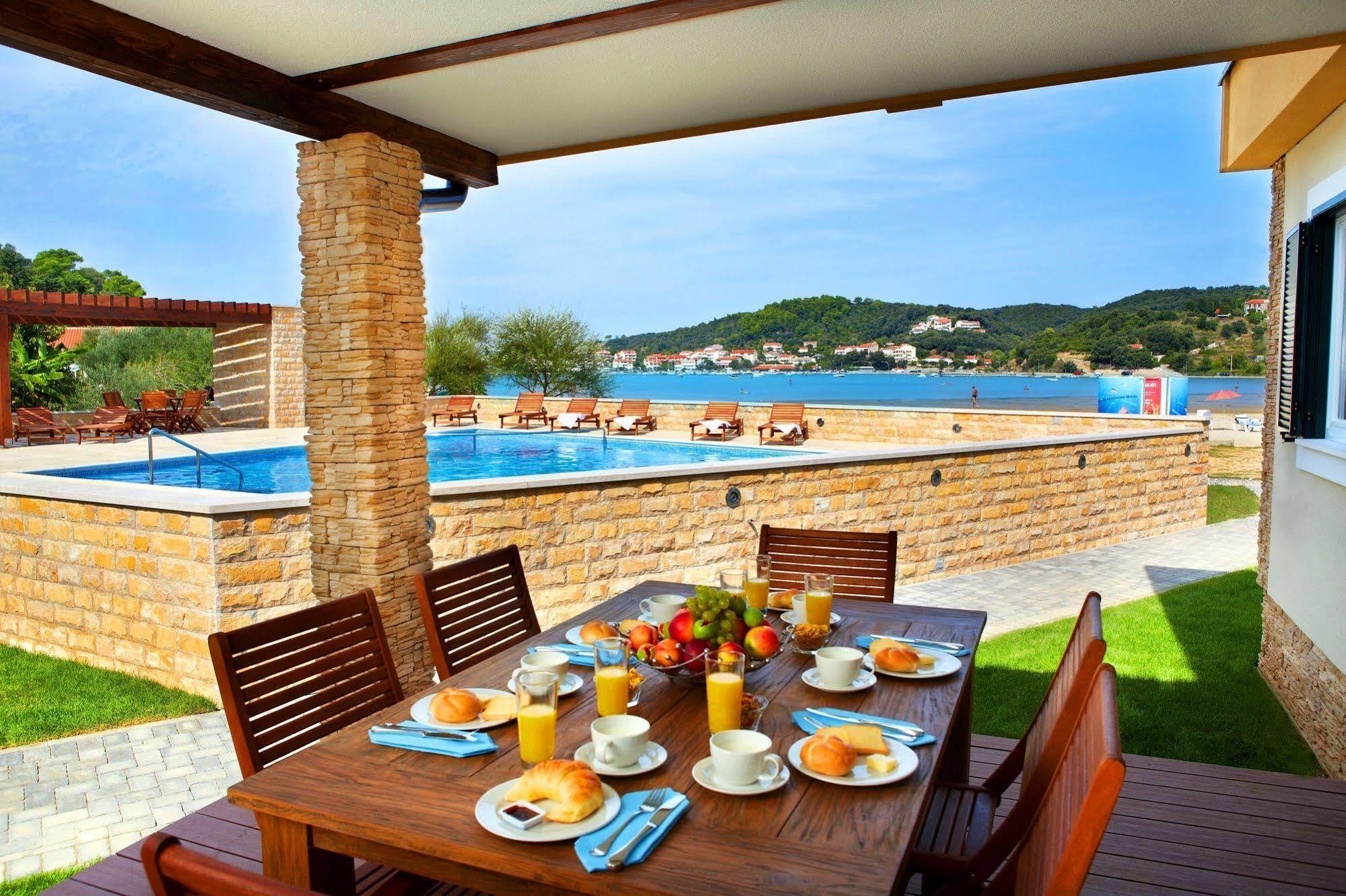 Lando Resort Kampor Εξωτερικό φωτογραφία