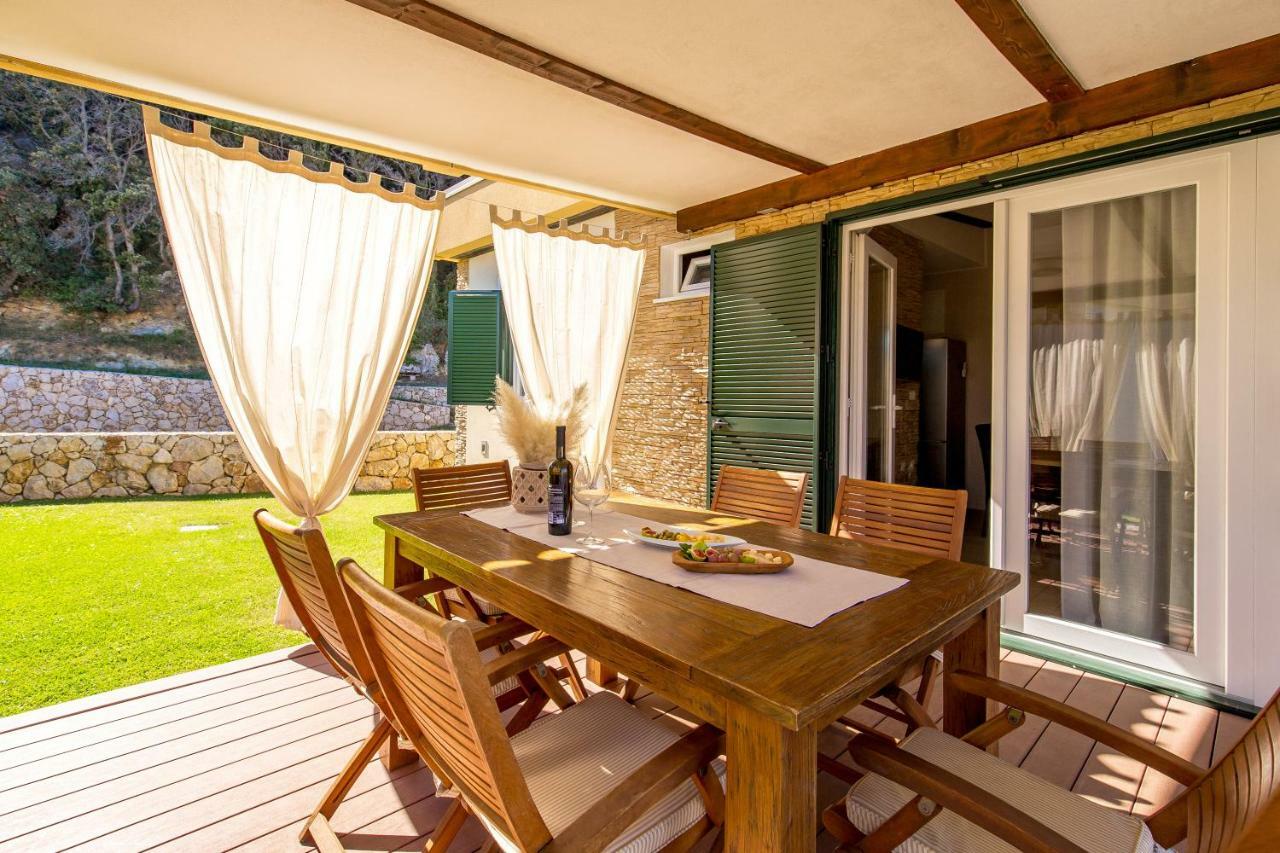 Lando Resort Kampor Εξωτερικό φωτογραφία