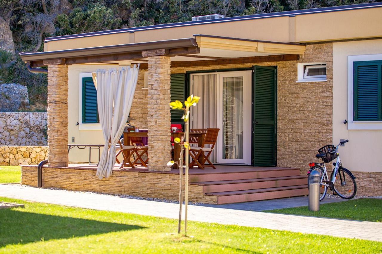 Lando Resort Kampor Εξωτερικό φωτογραφία